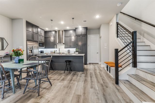 7129 Laurel Ridge, Dallas, TX 75231