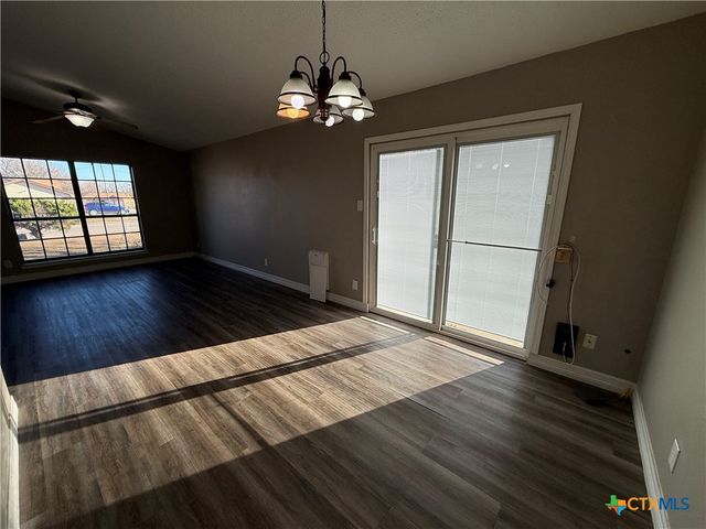 2401 Lago Trail, Killeen, TX 76543