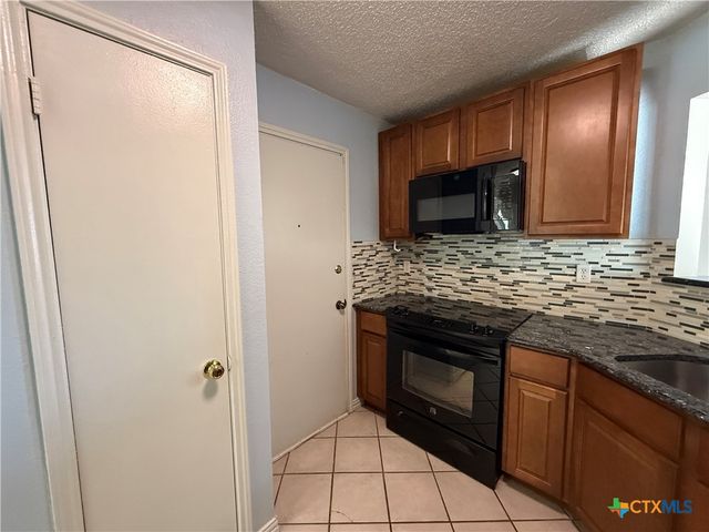 2401 Lago Trail, Killeen, TX 76543