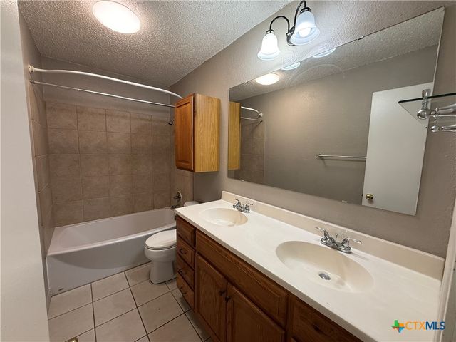 2401 Lago Trail, Killeen, TX 76543