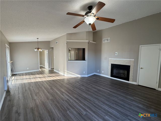 2401 Lago Trail, Killeen, TX 76543