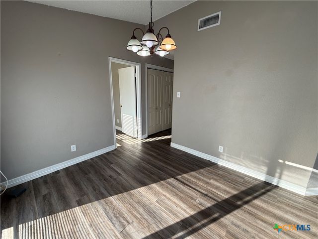 2401 Lago Trail, Killeen, TX 76543