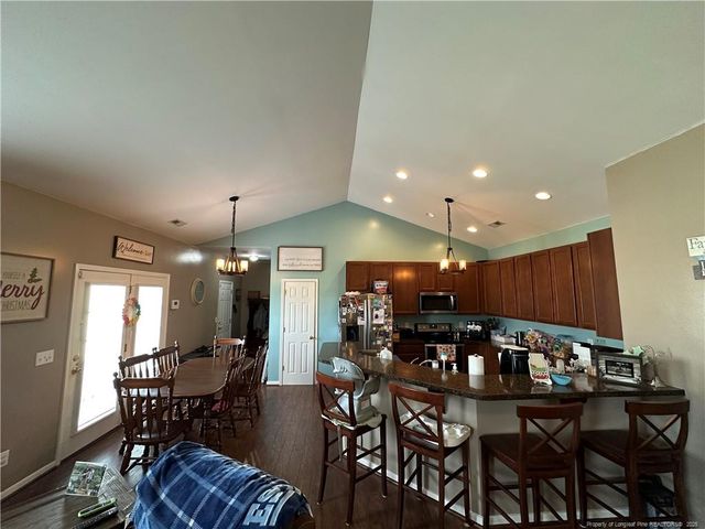 2784 Sivertsen Road, Autryville, NC 28318