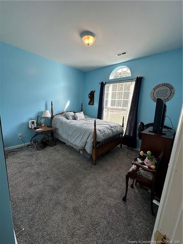 2784 Sivertsen Road, Autryville, NC 28318