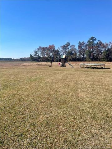 2784 Sivertsen Road, Autryville, NC 28318