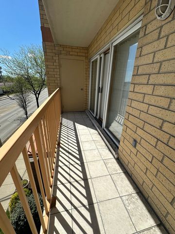 4700 N Harlem Avenue 306, Harwood Heights, IL 60706