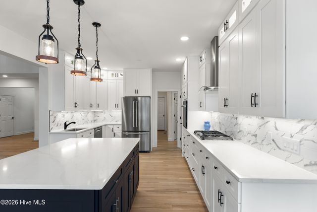 4513 Fieldstone Circle SE, Southport, NC 28461