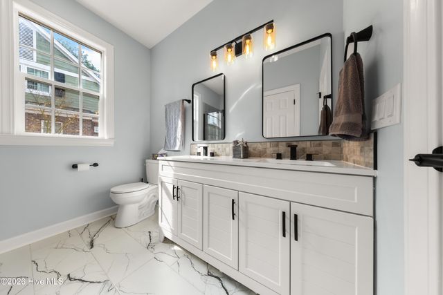 4513 Fieldstone Circle SE, Southport, NC 28461