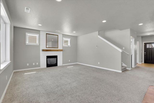 1119 S Soda Rd, Spokane, WA 99224
