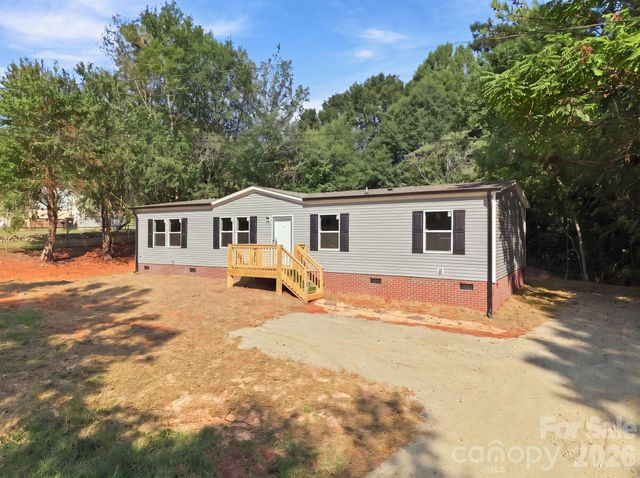 1028 Dorset Lane, Lincolnton, NC 28092