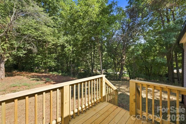 1028 Dorset Lane, Lincolnton, NC 28092