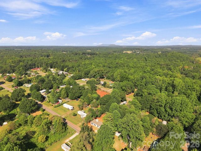 1028 Dorset Lane, Lincolnton, NC 28092