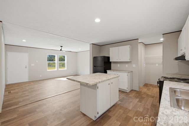 1028 Dorset Lane, Lincolnton, NC 28092