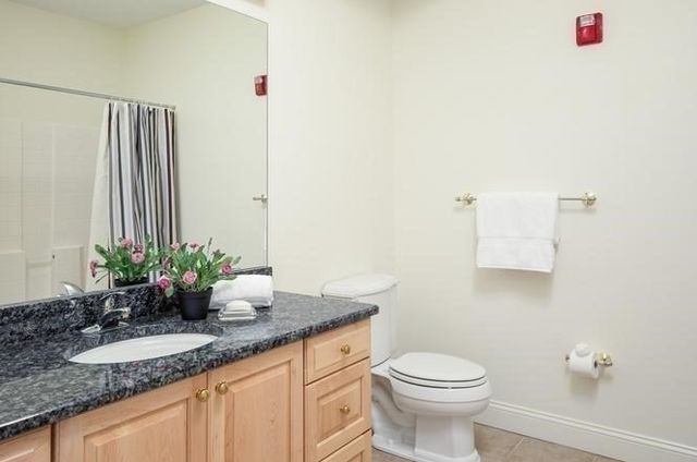 1104 Davenport Ave 1104, Canton, MA 02021