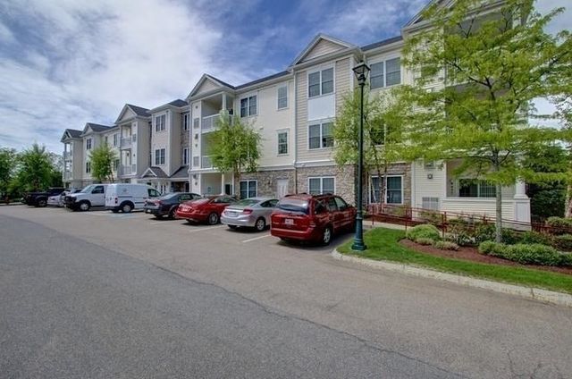 1104 Davenport Ave 1104, Canton, MA 02021
