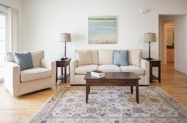1104 Davenport Ave 1104, Canton, MA 02021