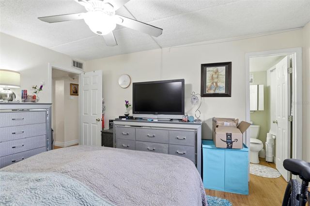 525 CONWAY ROAD 70, Orlando, FL 32807