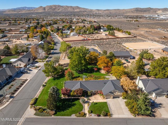 15 Carefree Place, Sparks, NV 89441