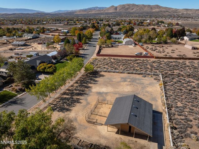 15 Carefree Place, Sparks, NV 89441
