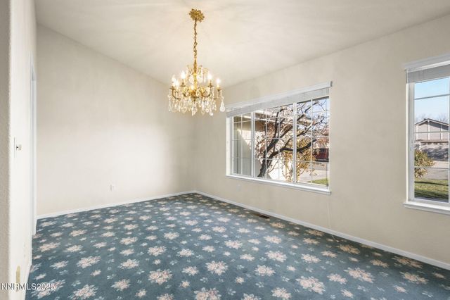 15 Carefree Place, Sparks, NV 89441