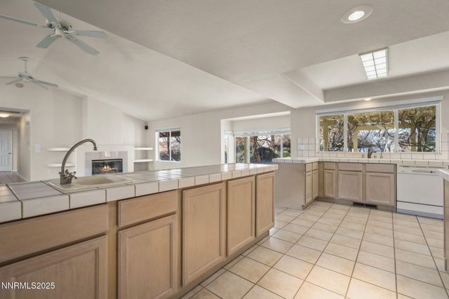 15 Carefree Place, Sparks, NV 89441