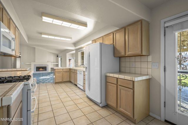 15 Carefree Place, Sparks, NV 89441