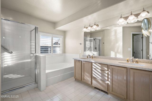 15 Carefree Place, Sparks, NV 89441