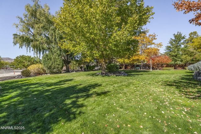 15 Carefree Place, Sparks, NV 89441