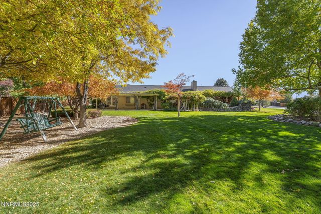 15 Carefree Place, Sparks, NV 89441