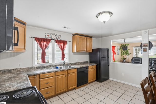 211 Buncombe Street, Greer, SC 29650