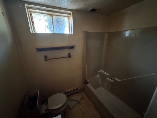 75 Donna Dr, Plymouth, MA 02360