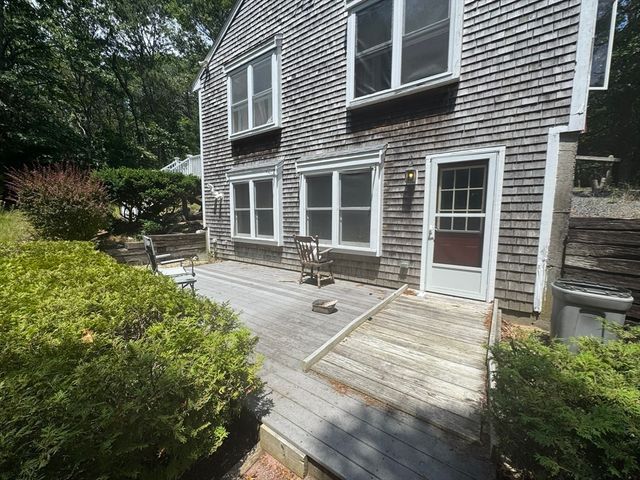 75 Donna Dr, Plymouth, MA 02360