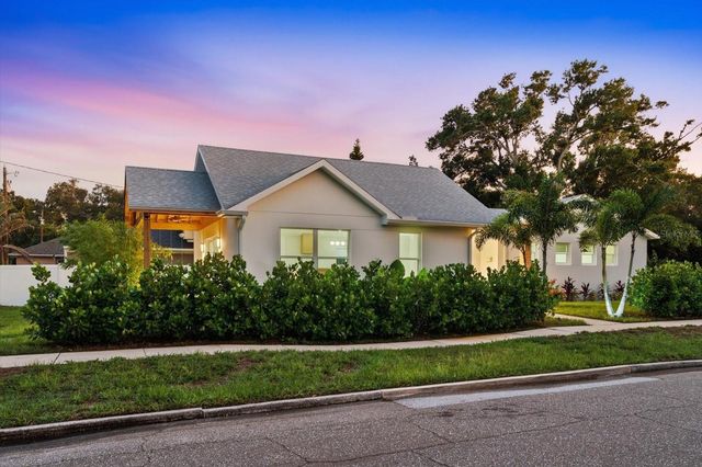 4847 DR MARTIN LUTHER KING JR STREET N, St Petersburg, FL 33703