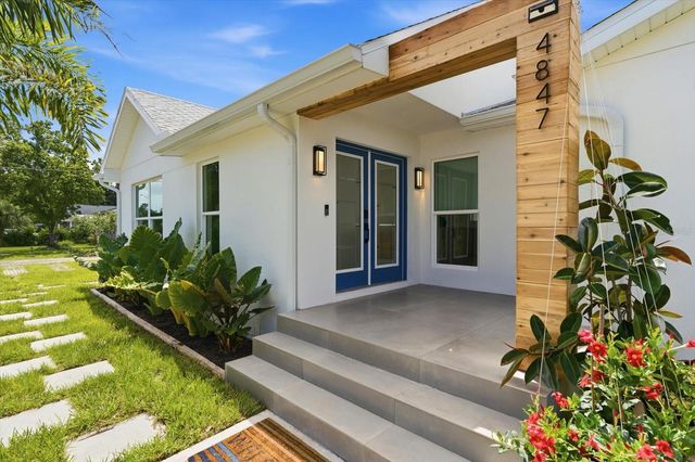 4847 DR MARTIN LUTHER KING JR STREET N, St Petersburg, FL 33703