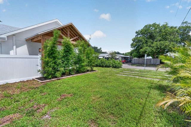 4847 DR MARTIN LUTHER KING JR STREET N, St Petersburg, FL 33703