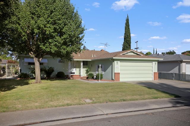 2133 Fullerton Ave, Stockton, CA 95204