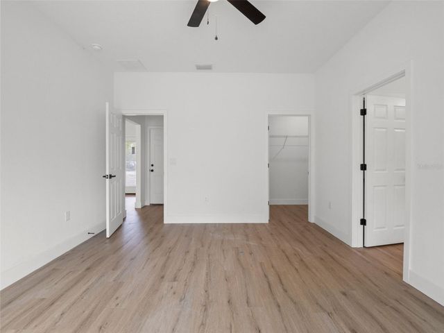 110 GUAVA PLACE DRIVE, Ocklawaha, FL 32179