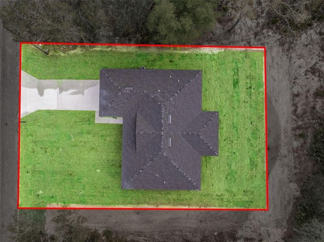 110 GUAVA PLACE DRIVE, Ocklawaha, FL 32179