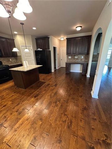 852 Nevis Way, Mcdonough, GA 30253