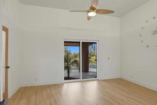 9313 N Hills Ct, Oakdale, CA 95361