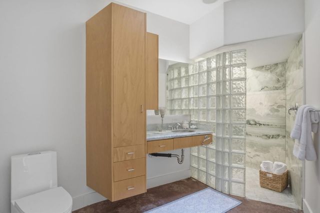 9313 N Hills Ct, Oakdale, CA 95361