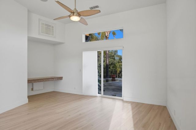 9313 N Hills Ct, Oakdale, CA 95361