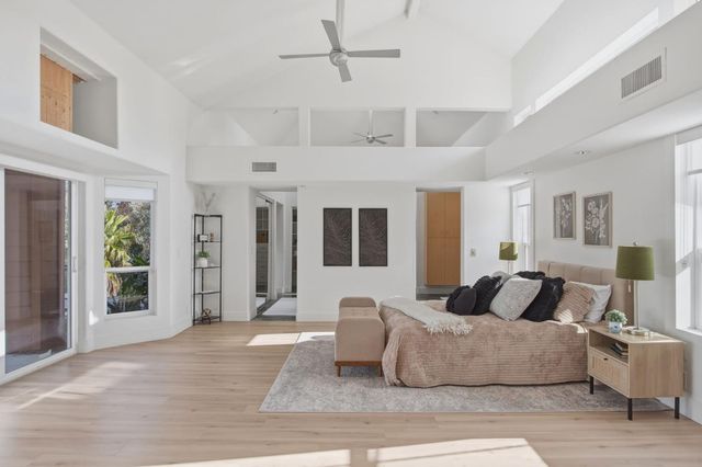 9313 N Hills Ct, Oakdale, CA 95361