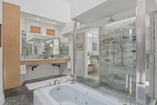 9313 N Hills Ct, Oakdale, CA 95361