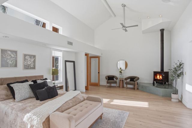 9313 N Hills Ct, Oakdale, CA 95361