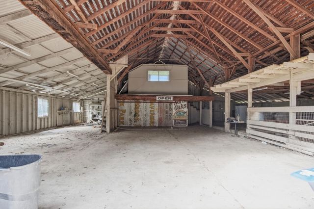 9313 N Hills Ct, Oakdale, CA 95361