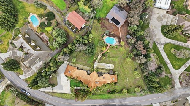 9313 N Hills Ct, Oakdale, CA 95361