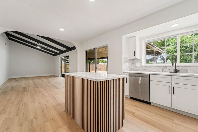 16213 FANTASIA DRIVE, Tampa, FL 33624