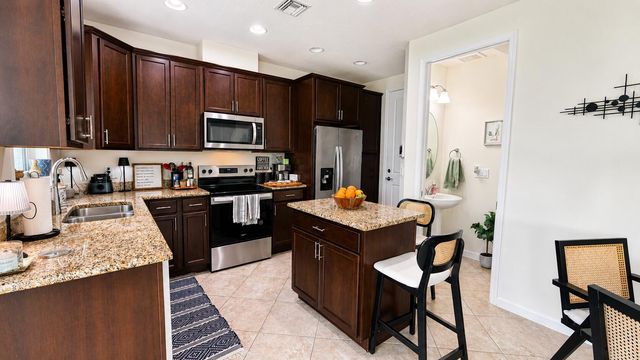 16454 Helix Court, Westlake, FL 33470