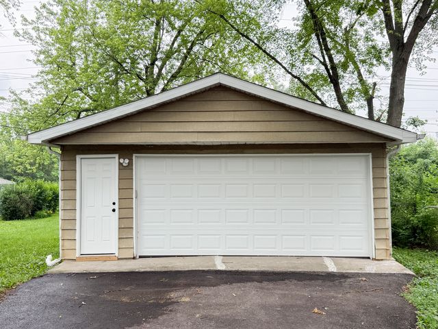 3704 Linden Road, Richton Park, IL 60471